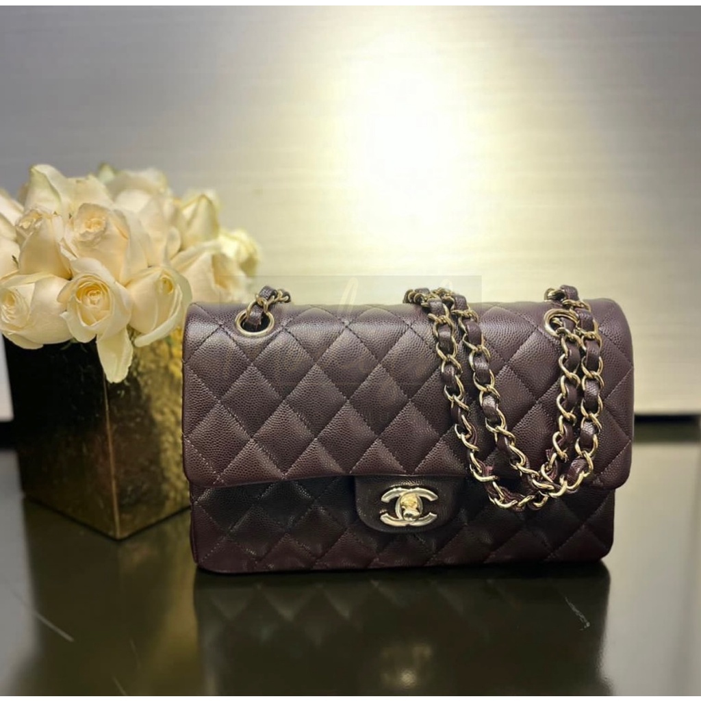 Chanel classic small flap 22K bag