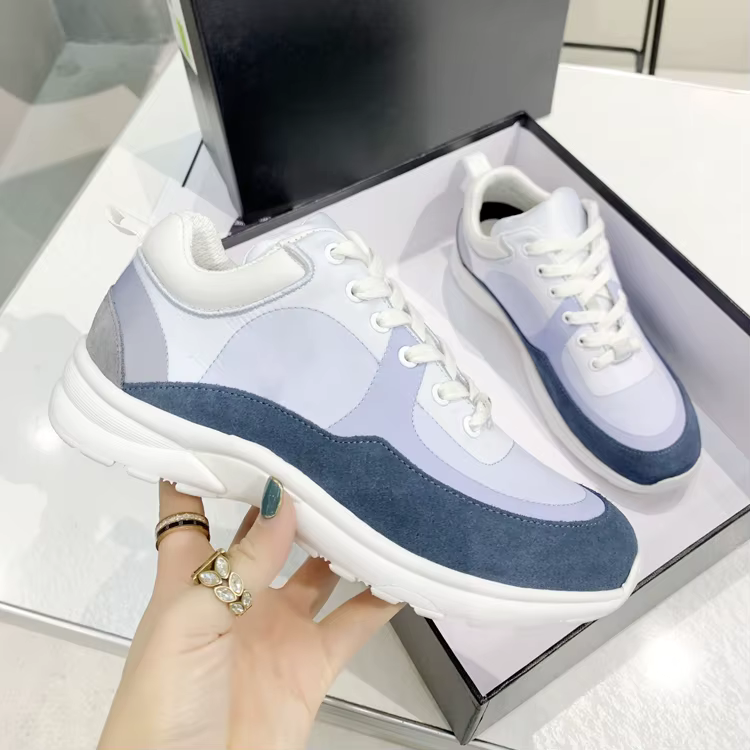 Wholesale women's 2023 wild fashion famous brands with logo sneakers designer shoes women famous brands